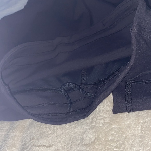Lululemon black leggings - Picture 3 of 6